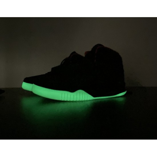 AIR YEEZY 2 NRG 'SOLAR RED' SAMPLE 508214-006