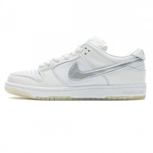 Nike SB Dunk Low Pro OG QS Diamond Supply White BV1310-100