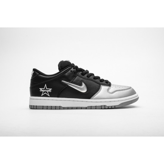 Supreme X Nike Dunk SB Low OG Metallic Silver CK3480-001