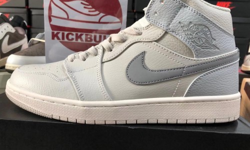 Air Jordan 1 Mid Light Bone Grey 582542-003 Kickbulk Sneaker Camera photos