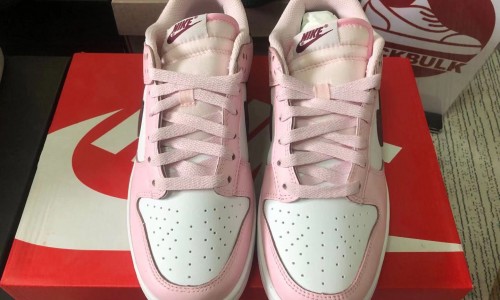 NIKE DUNK LOW GS 'PINK FOAM' CW1590-601 Kickbulk Sneaker shoes retail