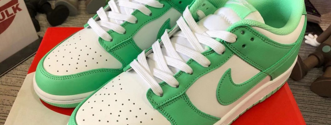 Nike DUNK LOW WMNS 'GREEN GLOW' DD1503-105 Kickbulk Sneaker Camera photos