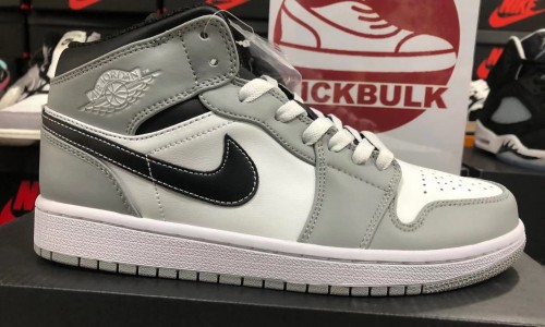 AIR JORDAN 1 MID 'LIGHT SMOKE GREY' 2021 554724-078 Kickbulk Sneaker Camera photos