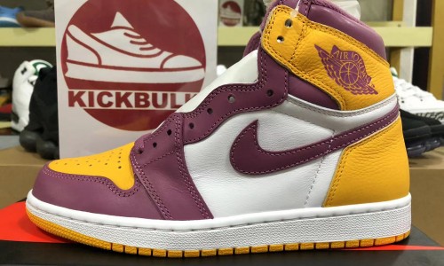 AIR JORDAN 1 HIGH RETRO OG 'BROTHERHOOD' 2022 555088-706 Kickbulk Sneaker Camera photos reviews