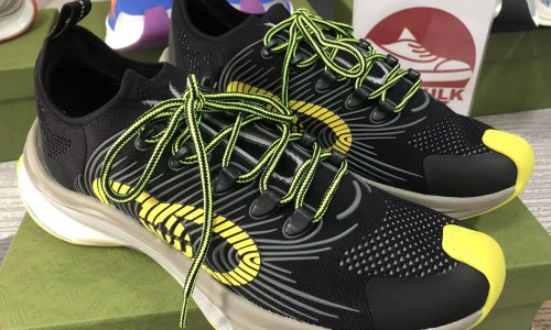 Gucci Run Sneakers Black Yellow 680939-USM10-8480 Kickbulk Shoes retail wholesale free shipping camera photos reviews