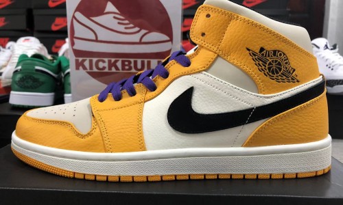 Air Jordan 1 Mid Lakers 852542-700 Kickbulk Sneaker Camera photos