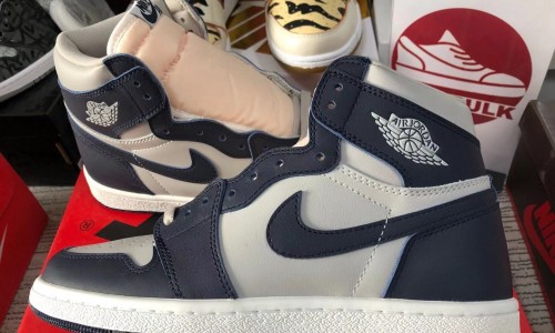 AIR JORDAN 1 RETRO HIGH '85 'GEORGETOWN' BQ4422-400 Kickbulk Sneaker Camera photos