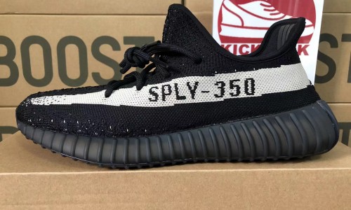 Adidas Originals Yeezy Boost 350 V2 Black-White BY1604 Kickbulk Sneaker Camera Photos