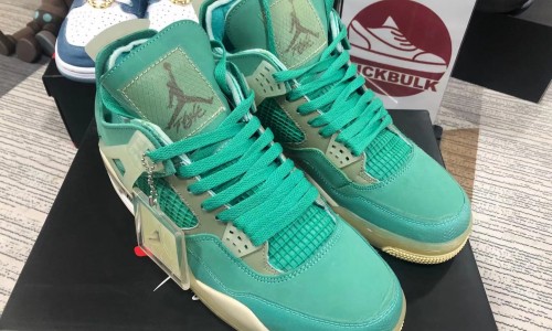 Off-White x Air Jordan 4 Sail Neptune/Tiffany Green CV9388-102 Kickbulk Sneaker Camera photos