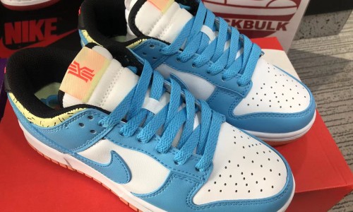 KYRIE IRVING X DUNK LOW SE GS 'BALTIC BLUE GUM' 2022 DN4179-400 Kickbulk Sneaker Camera photos