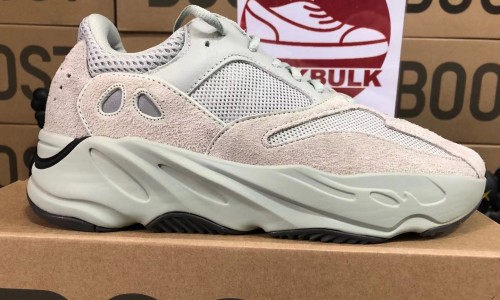 Adidas Yeezy Boost 700 Salt EG7487 Kickbulk Sneaker Camera photos