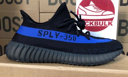 The latest batch Adidas Yeezy Boost 350 V2 'Dazzling Blue' GY7164 Kickbulk Sneaker Camera photos