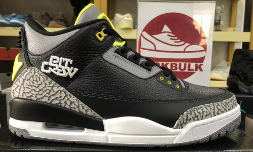 Air Jordan 3 Retro Oregon Ducks Pit Crew Black 2011 H011-MNJDLS-594 Kickbulk Sneaker shoes reviews Camera photos