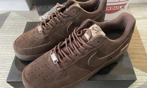 SUPREME X AIR FORCE 1 LOW 'BOX LOGO - BAROQUE BROWN' Kickbulk Sneaker shoes camera photos