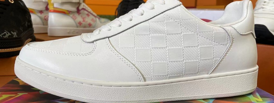 LV trainer sneakers white kickbulk shoes retail wholesale free shipping LV trainer sneakers white kickbulk shoes retail wholesale free shipping
