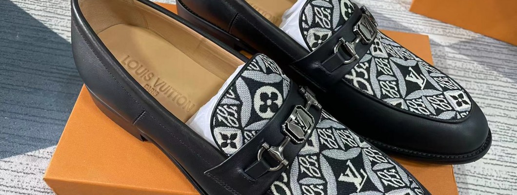 LV black white leather shoes custom made kickbulk luxury retail wholesale LV black white leather shoes custom made kickbulk luxury retail wholesale