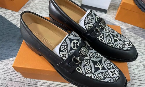 LV black white leather shoes custom made kickbulk luxury retail wholesale