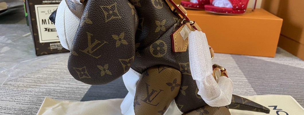 LOUIS VUITTON Beagle Bag Monogram Kickbulk luxury reviews