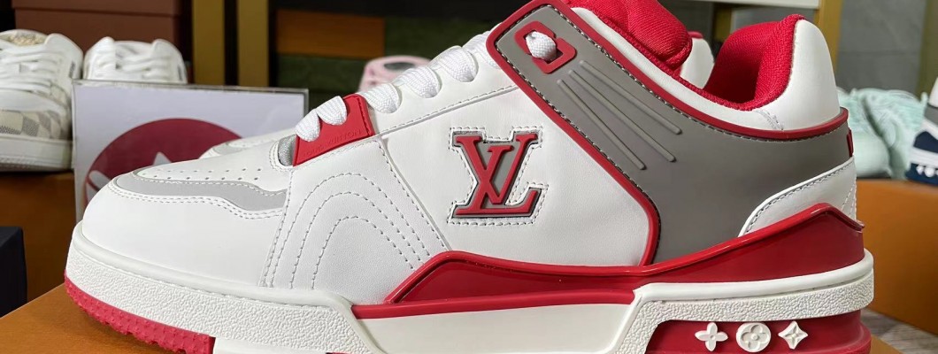LV shoes Kickbulk Sneaker luxury Louis vuitton retail wholesale reviews