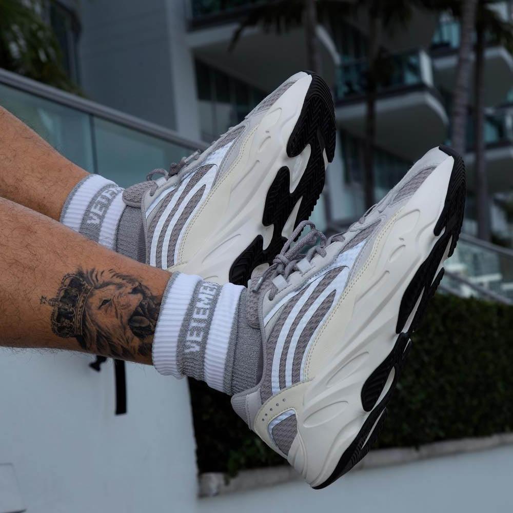 Adidas Yeezy Boost 700 V2 Static Ef2829 6 - www.kickbulk.cc