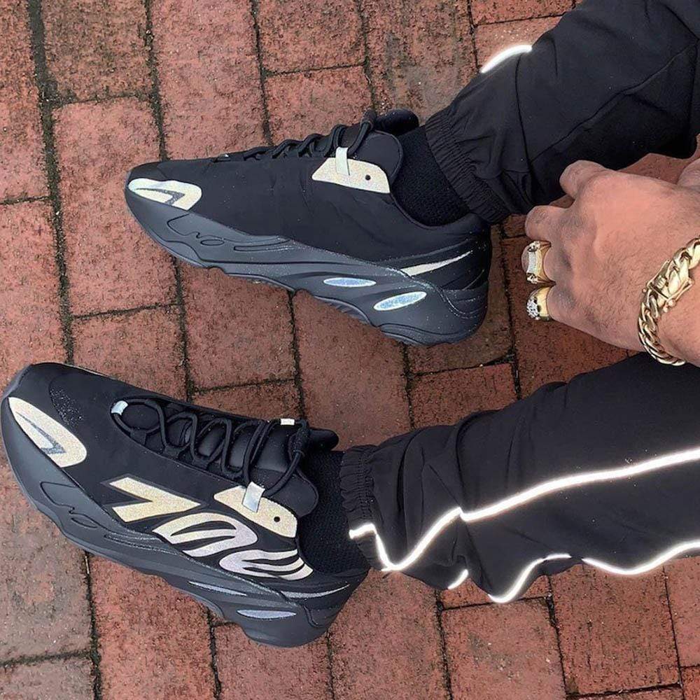 Adidas Yeezy Boost 700 Mnvn Triple Black Fv4440 7 - www.kickbulk.cc