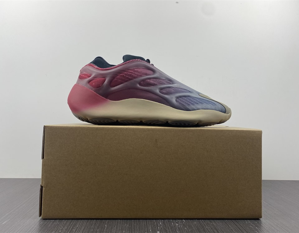 Adidas Yeezy 700 V3 Fade Carbon Gw1814 11 - www.kickbulk.cc