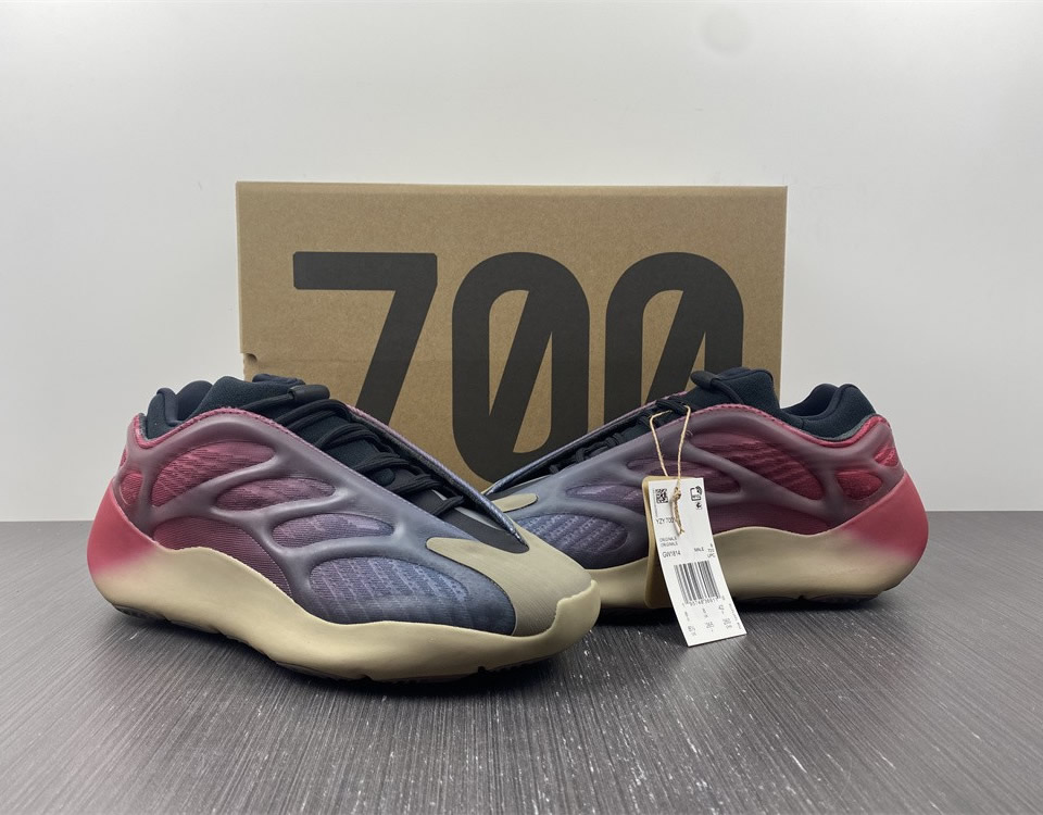 Adidas Yeezy 700 V3 Fade Carbon Gw1814 7 - www.kickbulk.cc