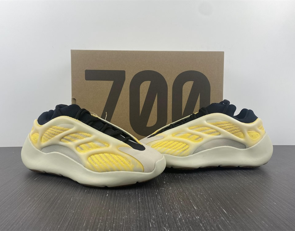 Aiddas Yeezy 700 V3 Mono Safflower Hp5425 9 - www.kickbulk.cc