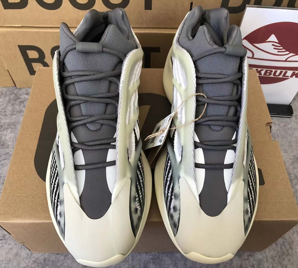 Adidas Yeezy 700 V3 Fade Salt Id1674 2 - www.kickbulk.cc