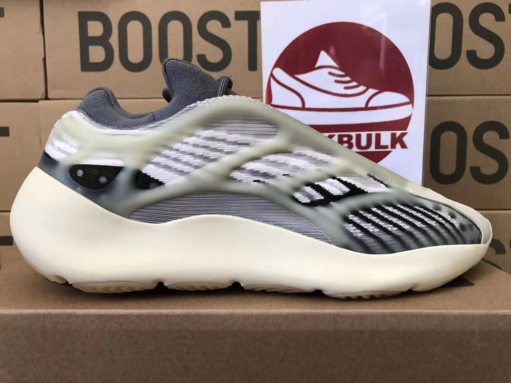 Adidas Yeezy 700 V3 Fade Salt Id1674 5 - www.kickbulk.cc