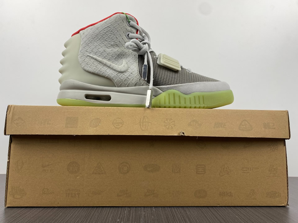 Air Yeezy 2 Nrg Pure Platinum 508214 010 10 - www.kickbulk.cc