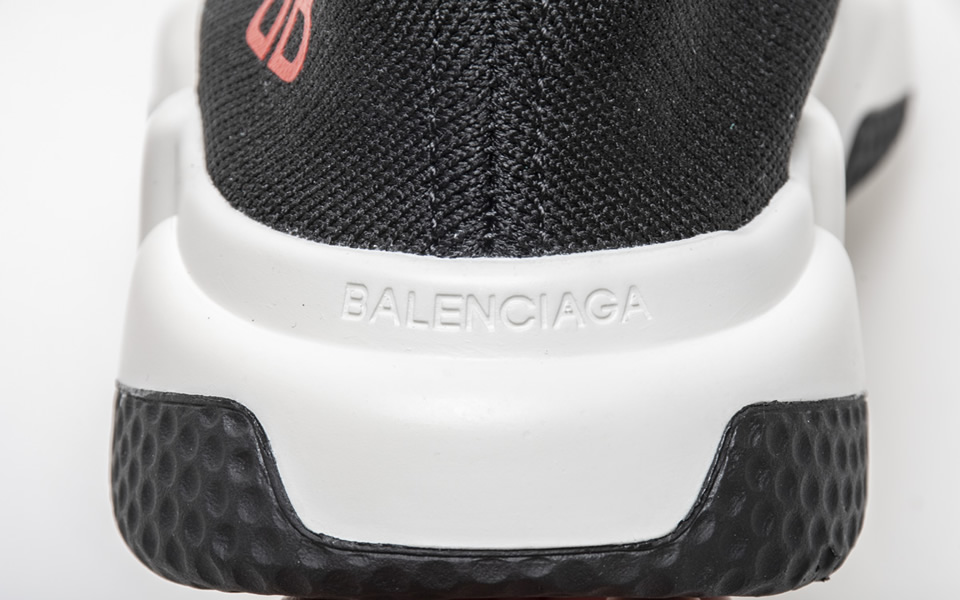 Balenciaga Speed Runner Tess S Gomma Maille Noir Sneaker Red Logo 494371w05g01000 11 - www.kickbulk.cc
