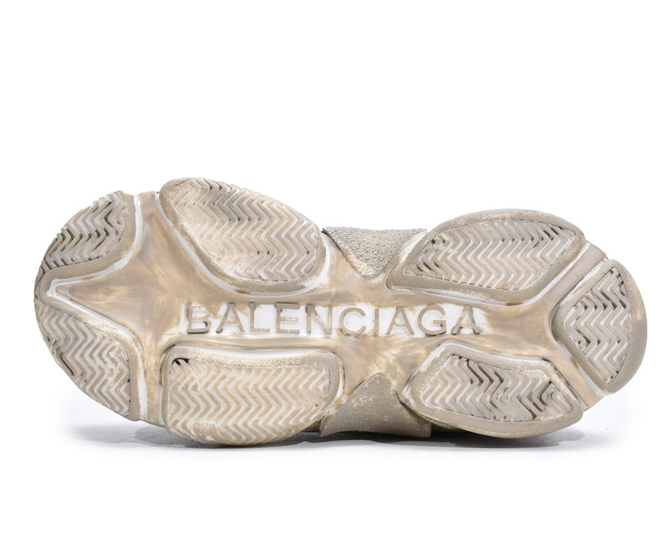 Balenciaga Triple S Beige 524039w2fa19710 7 - www.kickbulk.cc