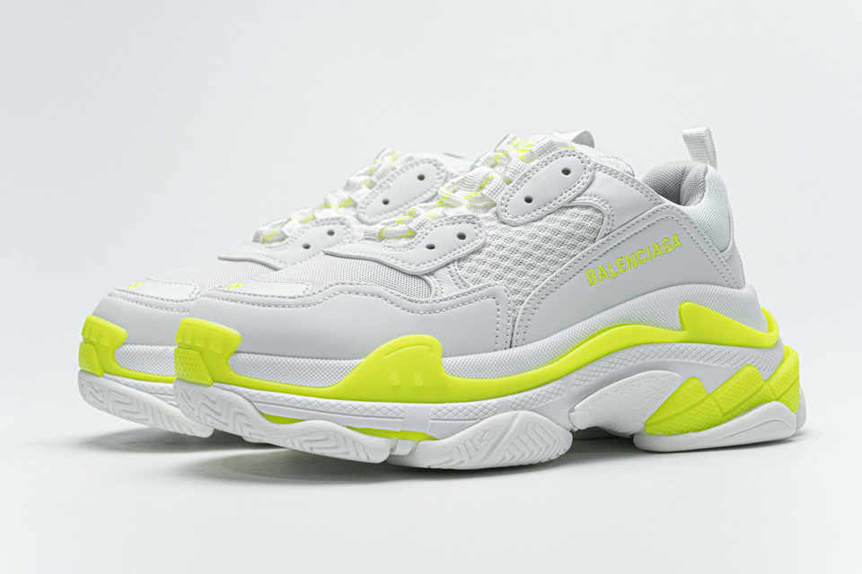 Balenciaga Triple S Fluorescent White 536737w09019088 5 - www.kickbulk.cc