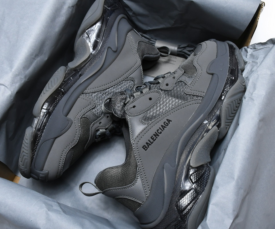 Balenciaga Triple S Charcoal Clearsole Air Cushion 541624w09187669 8 - www.kickbulk.cc