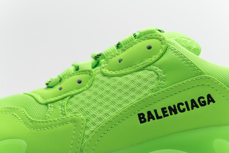 Balenciaga Triple S Fluorescent Green 544351w09o13802 11 - www.kickbulk.cc