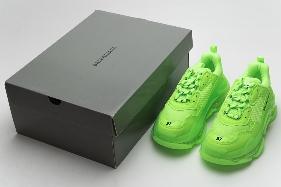 Balenciaga Triple S Fluorescent Green 544351w09o13802 5 - www.kickbulk.cc