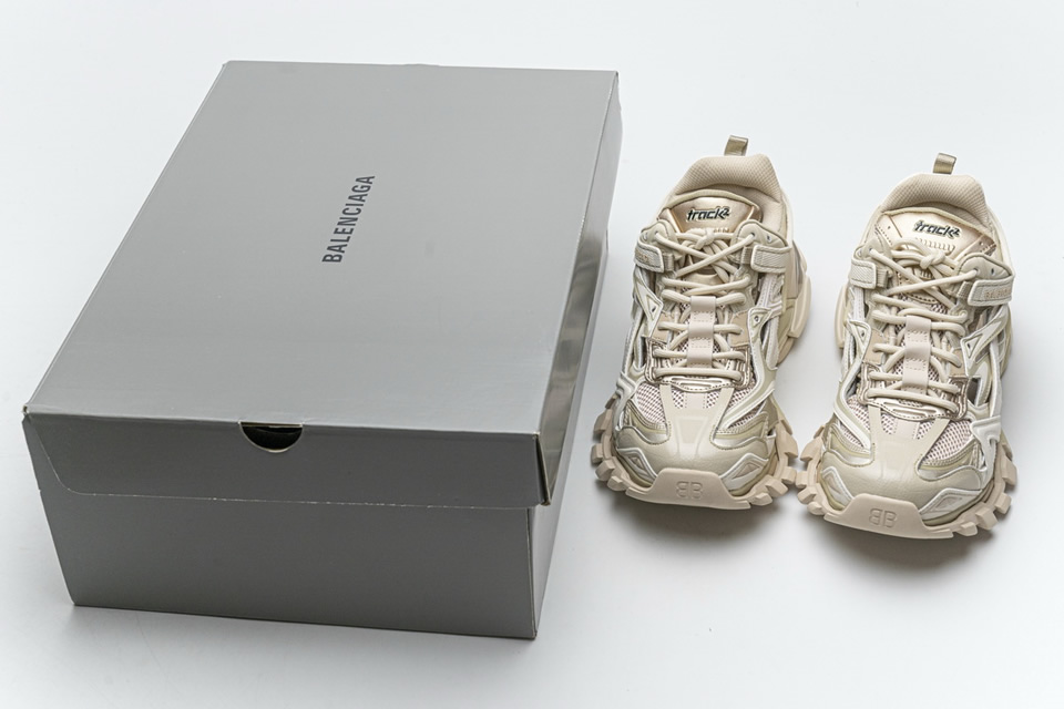 Balenciaga Track 2 Sneaker Khaki 570391w2gn19029 4 - www.kickbulk.cc