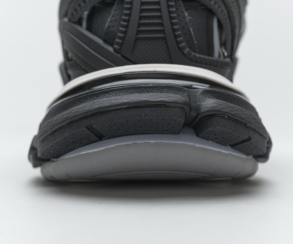 Balenciaga Track 2 Sneaker Black White 570391w2gn31090 17 - www.kickbulk.cc