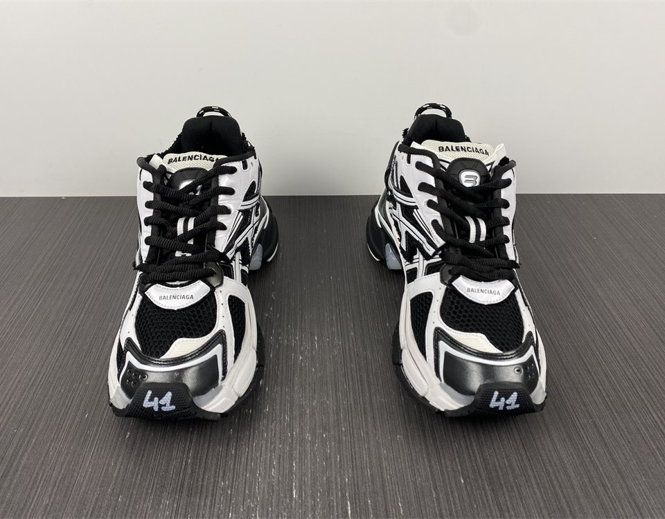 Balenciaga Runner Black White 677403w3rb29010 4 - www.kickbulk.cc