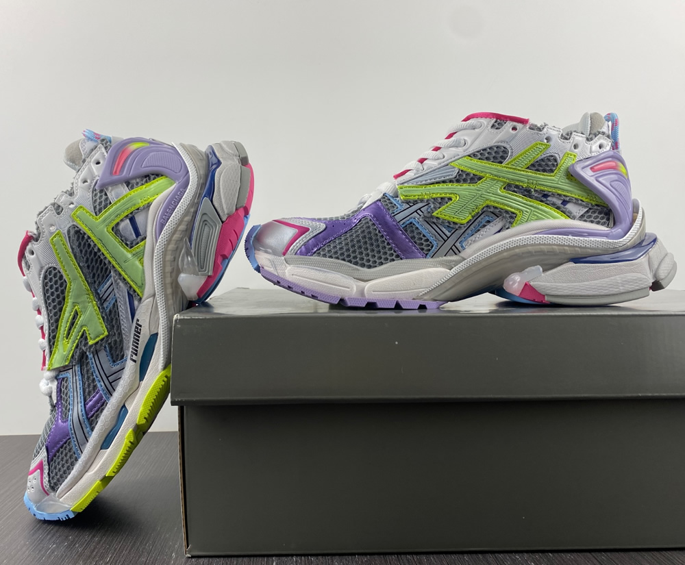 Balenciaga Runner 7 Multicolor 677403w3rh50308 8 - www.kickbulk.cc