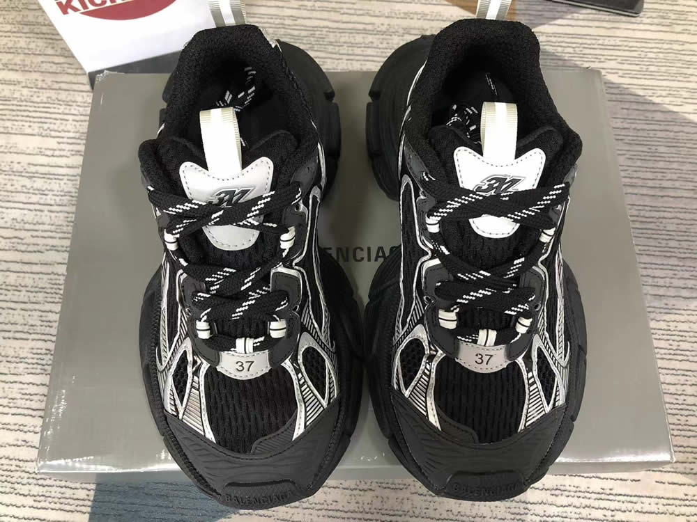 Balenciaga Runner Sneaker Black Silver 734733w3rb50218 2 - www.kickbulk.cc