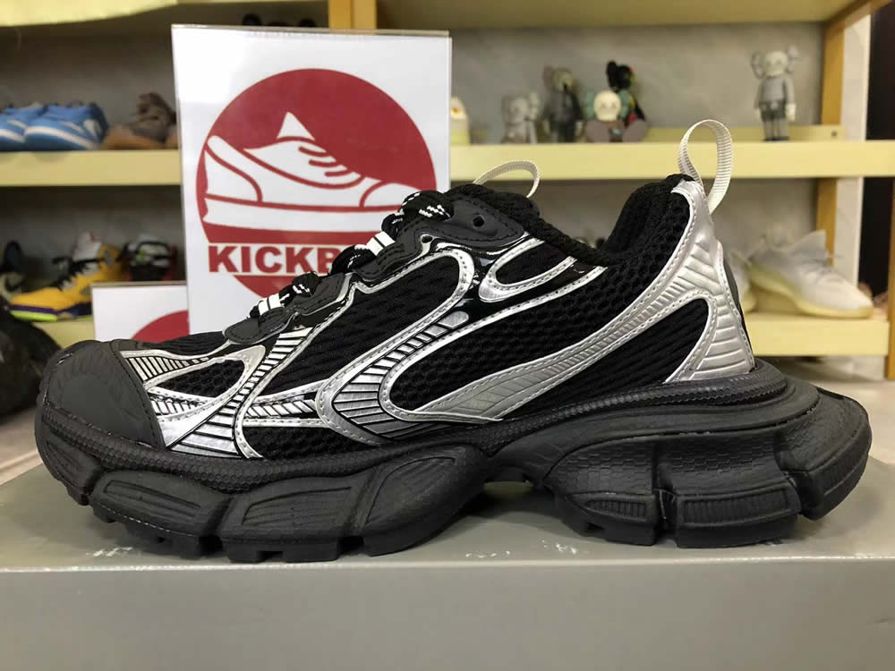 Balenciaga Runner Sneaker Black Silver 734733w3rb50218 7 - www.kickbulk.cc