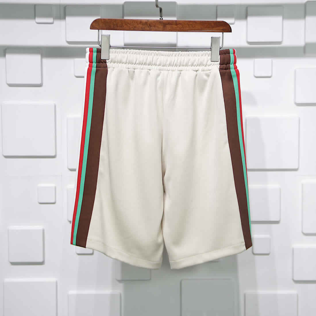 Gucci Red Green Webbing Shorts Apricot Color 3 - www.kickbulk.cc