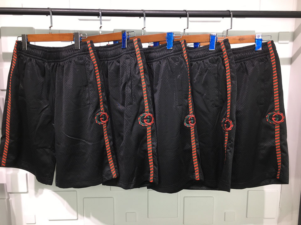 Gucci Twist Webbing Shorts 0 - www.kickbulk.cc