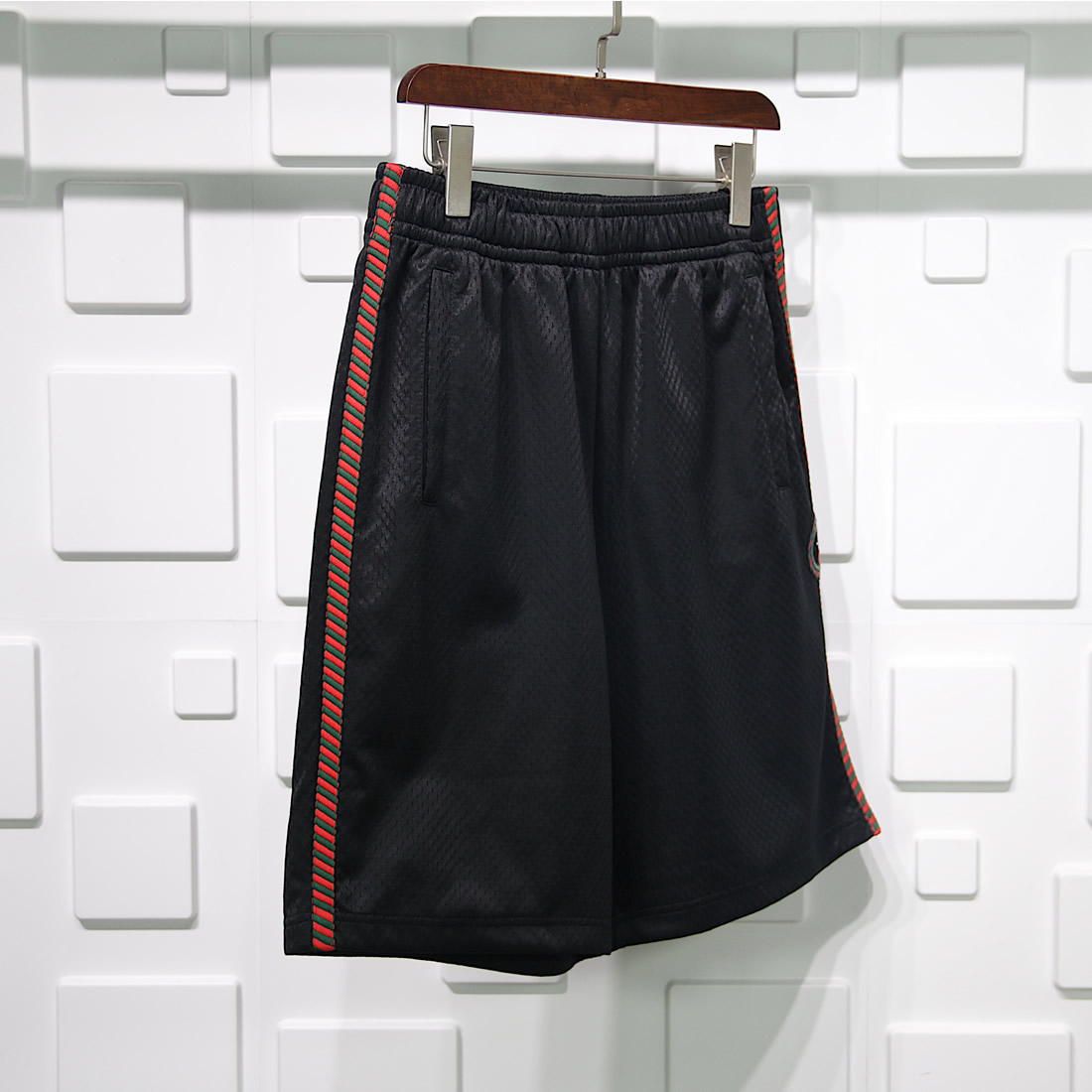 Gucci Twist Webbing Shorts 4 - www.kickbulk.cc