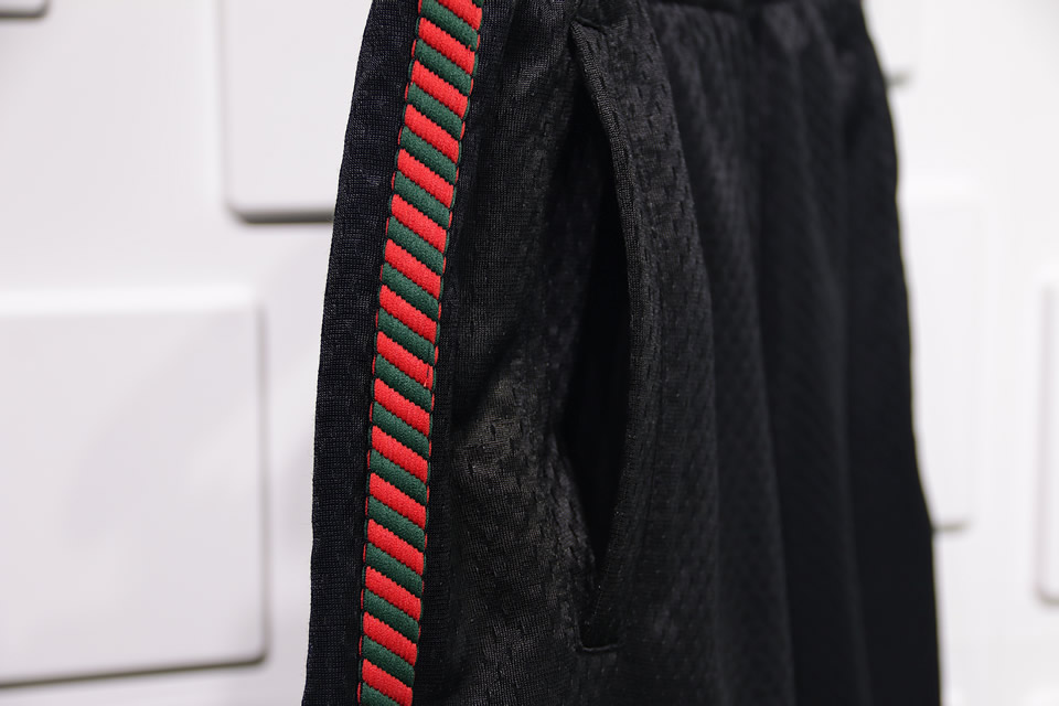 Gucci Twist Webbing Shorts 7 - www.kickbulk.cc