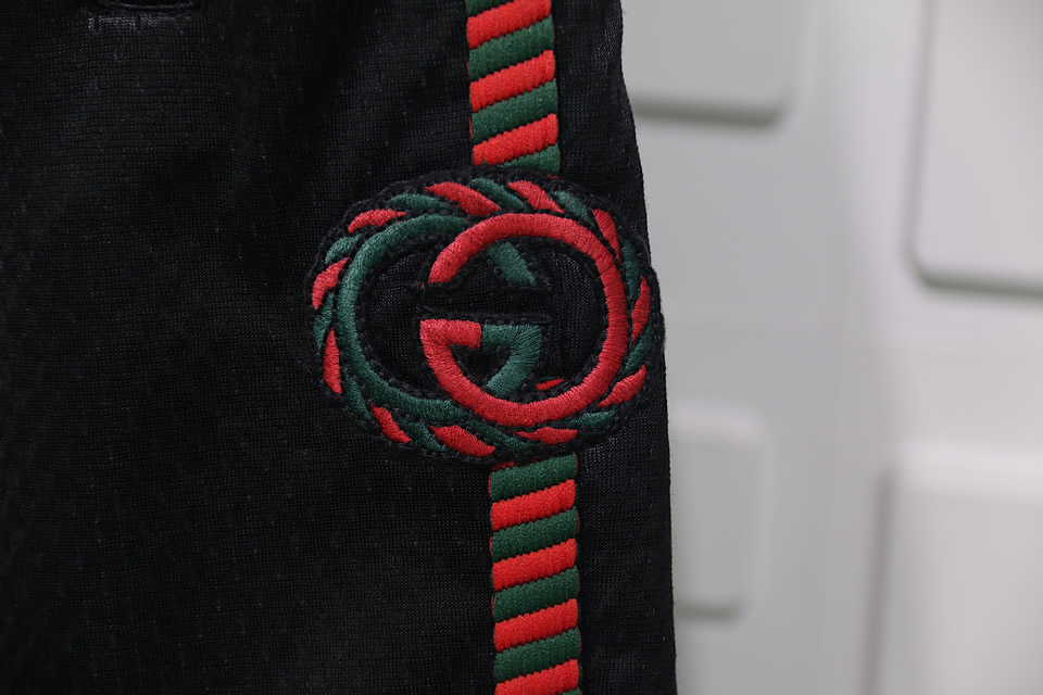 Gucci Twist Webbing Shorts 9 - www.kickbulk.cc