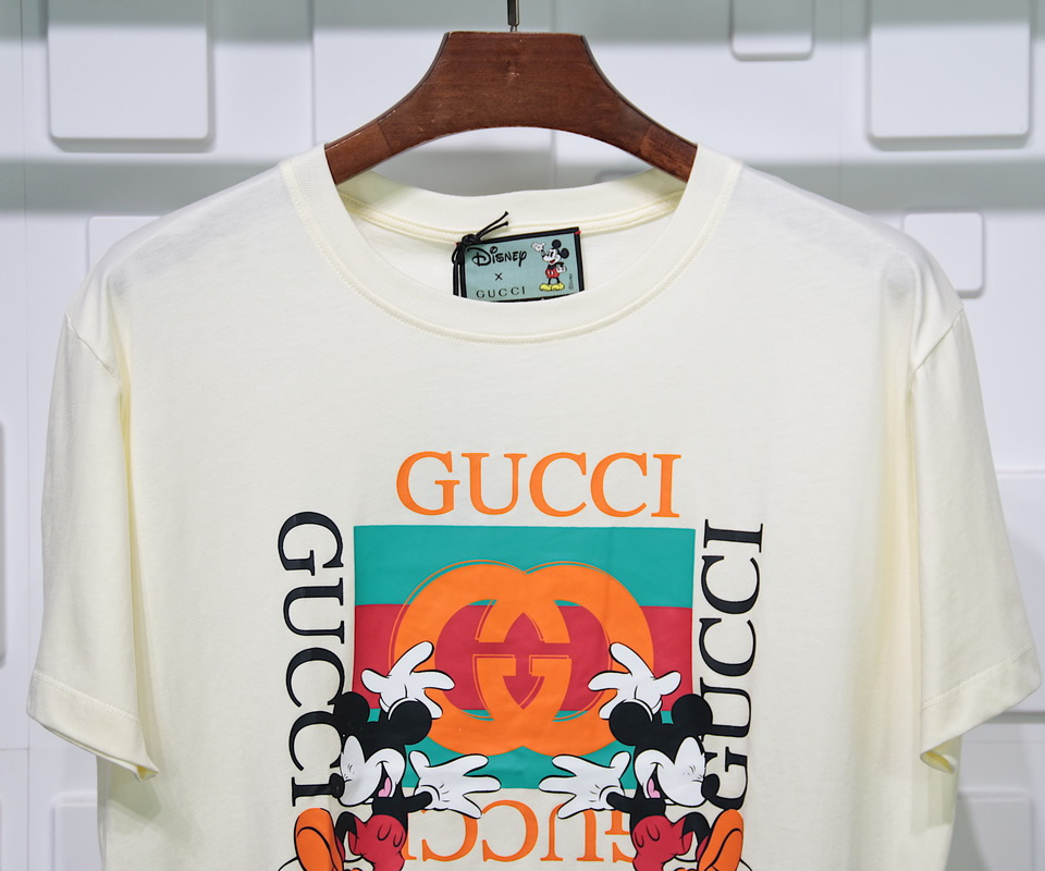 Gucci Mickey T Shirt Creamy White 7 - www.kickbulk.cc