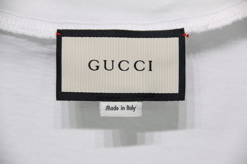 Gucci T Shirt Signature Graffiti Pure Cotton White Black 16 - www.kickbulk.cc